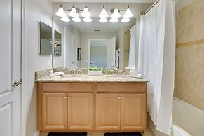 Modern Kissimmee Townhome w/ Fenced Pool & Patio!