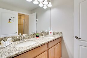 Modern Kissimmee Townhome w/ Fenced Pool & Patio!