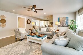 Charming Mountain Home Retreat: Walk to Marina!