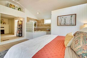 Charming Mountain Home Retreat: Walk to Marina!