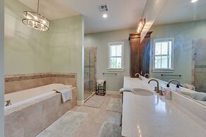 Spacious Lake Charles Craftsman - Pet Friendly!