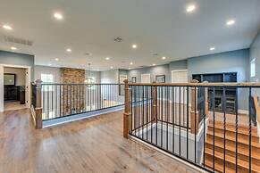 Spacious Lake Charles Craftsman - Pet Friendly!