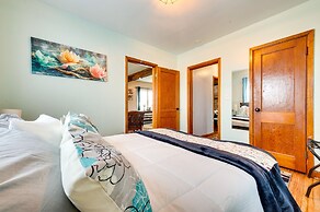 Charming Eagle Grove Farmhouse w/ Patio!
