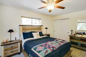 Tranquil Lake Almanor Getaway w/ Grill!