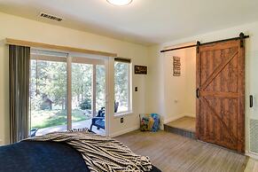 Tranquil Lake Almanor Getaway w/ Grill!