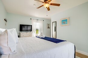 Bay Views & Fire Pit: Taylors Island Retreat