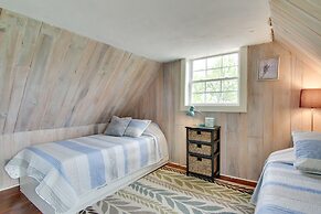 Bay Views & Fire Pit: Taylors Island Retreat