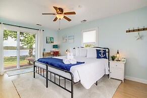 Bay Views & Fire Pit: Taylors Island Retreat