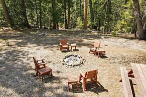 Furnished Decks & Grill: Peaceful Pioneer Home!