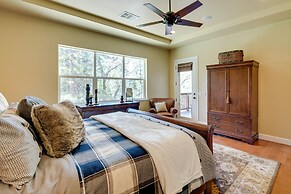 Furnished Decks & Grill: Peaceful Pioneer Home!