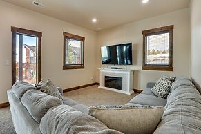 ~ 3 Mi to Granby Ranch: Spacious Cabin Home!