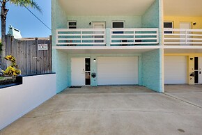 Florida Getaway - Balconies, Grill & Near Beaches!