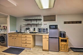 Billings Apartment w/ Fireplace + Smart TV