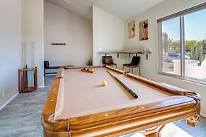 Pool, Putting Green & Games: Chandler Home!