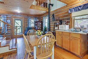 Vacation Rental Near Lake Patoka With Hot Tub!