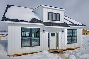 Charming Peoa Casita w/ Mountain Views