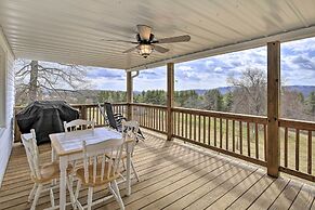 Beautiful Views & Gas Grill: Sparta Getaway!
