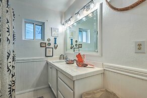 Pet-friendly Gem w/ Treehouse: 20 Mi to Sedona