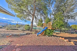 Pet-friendly Gem w/ Treehouse: 20 Mi to Sedona