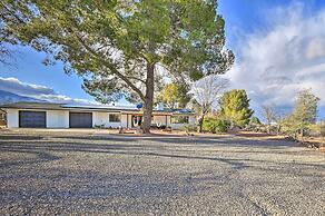 Pet-friendly Gem w/ Treehouse: 20 Mi to Sedona