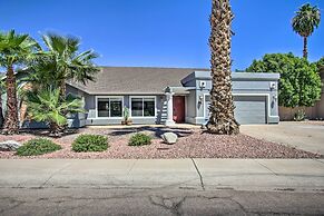Glendale Oasis w/ Saltwater Pool & Hot Tub!
