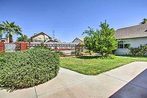 Glendale Oasis w/ Saltwater Pool & Hot Tub!