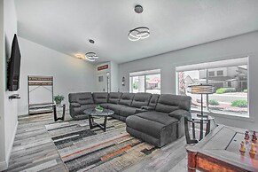 Glendale Oasis w/ Saltwater Pool & Hot Tub!