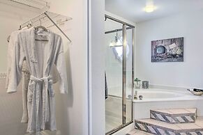 Glendale Oasis w/ Saltwater Pool & Hot Tub!