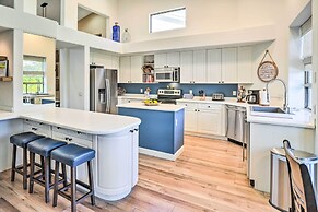 Pool, BBQ & Fire Pit: Family Home in Cave Creek