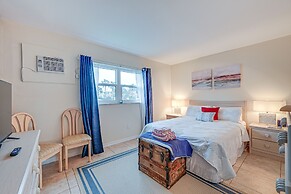 Marco Island Condo ~ 1 Mi to the Beach!