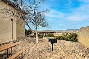 Pet-friendly Page Studio: 4 Mi to Lake Powell