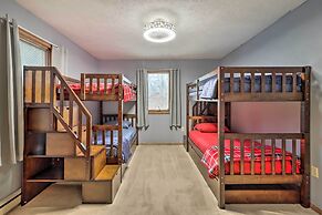 Near Big Boulder Mtn: Cabin w/ Furnished Deck