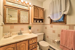 Near Big Boulder Mtn: Cabin w/ Furnished Deck