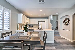 Stylish House w/ Patio, 8 Mi to Vegas Strip!