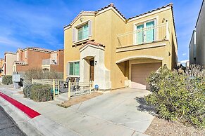 Stylish House w/ Patio, 8 Mi to Vegas Strip!