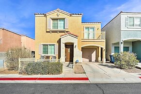 Stylish House w/ Patio, 8 Mi to Vegas Strip!