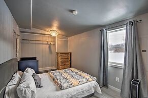 Cozy Cle Elum Cabin w/ 3 Acres & Stocked Pond