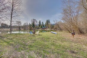 Cozy Cle Elum Cabin w/ 3 Acres & Stocked Pond