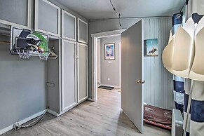 Cozy Cle Elum Cabin w/ 3 Acres & Stocked Pond