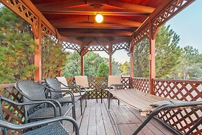 Patio, Grill & Fire Pit: Show Low Escape!