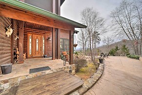 Luxury Dog-friendly Cabin Rental in Franklin