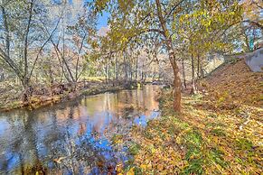 Beautiful Cabin w/ Deck on East Verde River!