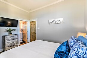 Deck & Ocean Views: Beachfront Home in Freeport