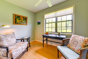 Bright Franklin Villa: Fireplace, Golf Course View