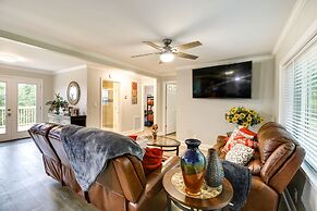 Ararat Home w/ Spacious Yard & Mountain Views!