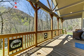 Hillside Cabin + Grill - Near Smoky Mountains