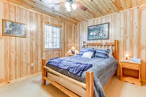 Hillside Cabin + Grill - Near Smoky Mountains