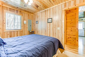 Hillside Cabin + Grill - Near Smoky Mountains