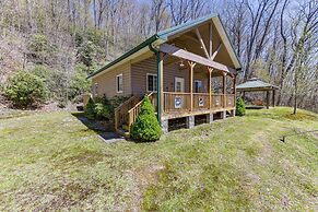 Hillside Cabin + Grill - Near Smoky Mountains
