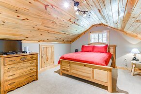 Hillside Cabin + Grill - Near Smoky Mountains